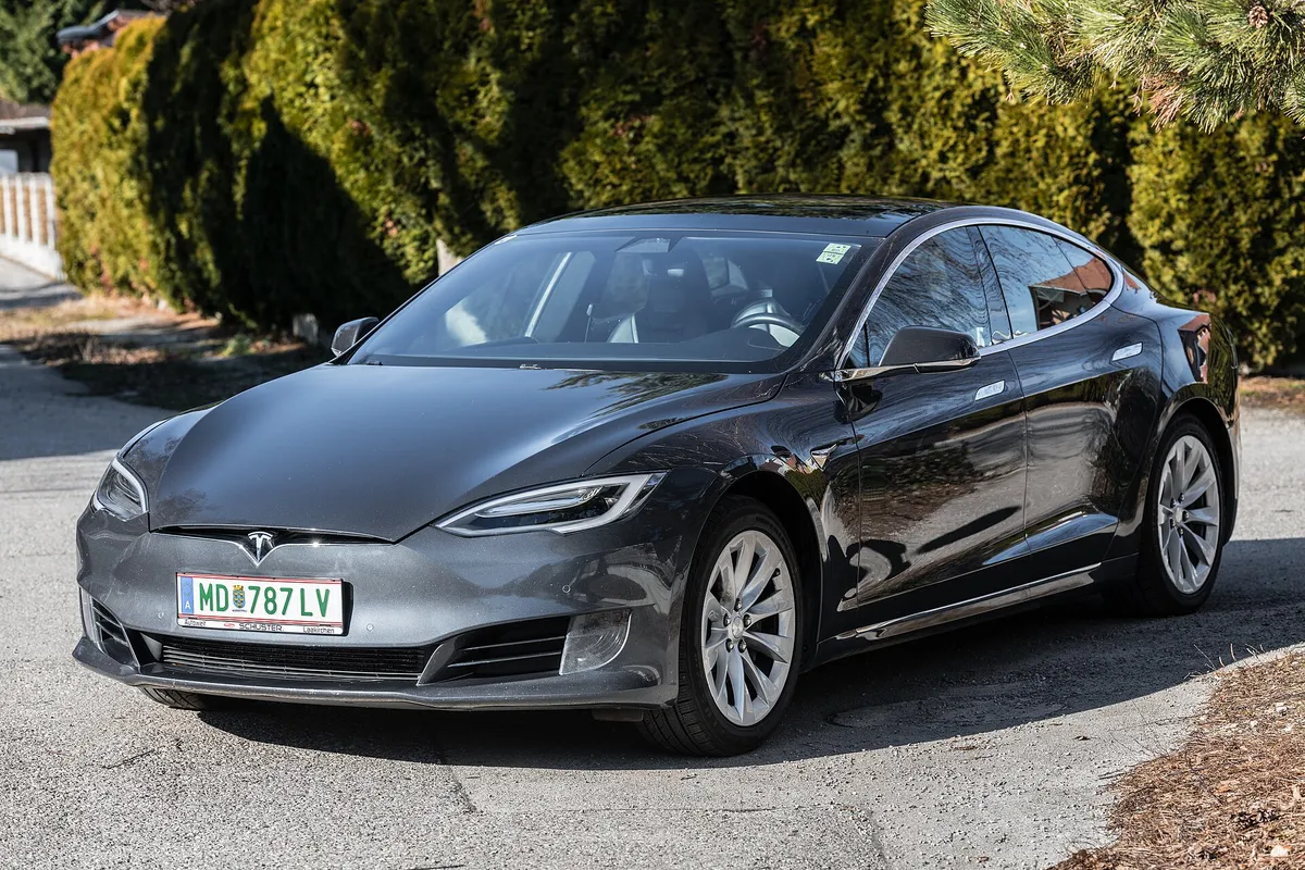 Tesla Model S